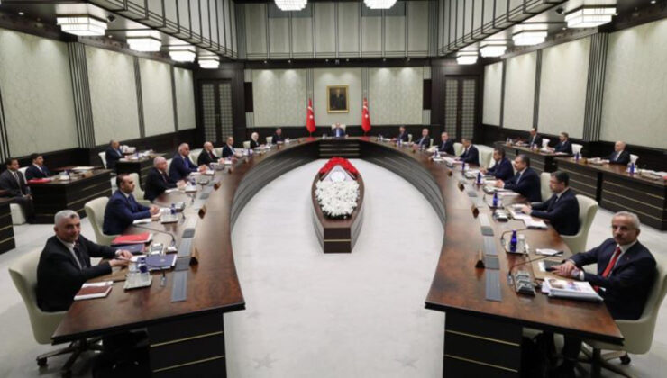 8 bakan değişecek iddiası