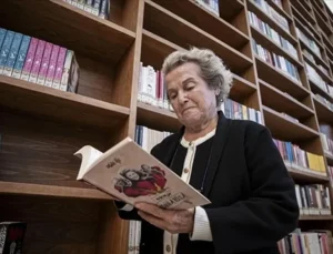 Edebiyatın ‘Mona Roza’sı hayatını kaybetti