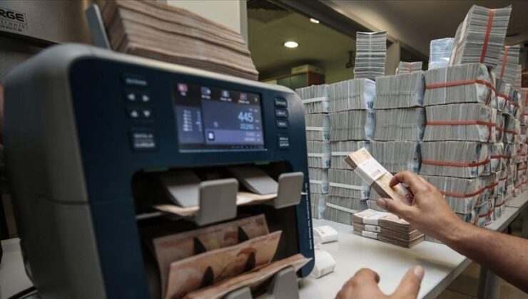Bankalar, emekli maaşına bloke koyabilecek