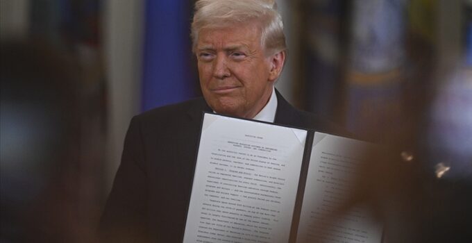 Trump, Türkiye’ye uygulanacak ek vergiyi artırarak onayladı