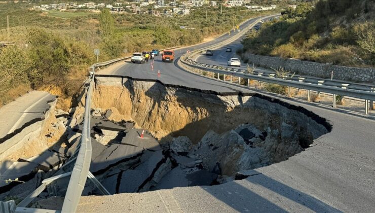 Söke-Kuşadası kara yolu çöktü
