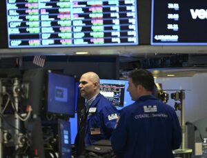 Küresel piyasalar haftaya pozitif başladı