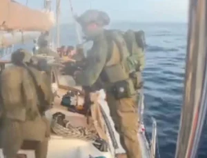 İsrail Sumud Filosu’na saldırdı, Türkler de gözaltında