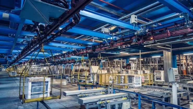 Gıda hariç, sanayide yeni siparişler geriliyor