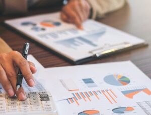 Bütçe, 223,2 milyar TL açık verdi