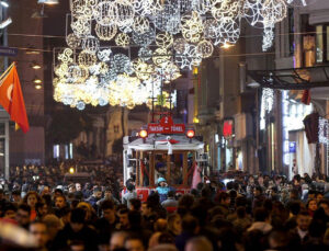 Yılbaşı için 325 bin 267 personel görevlendirildi