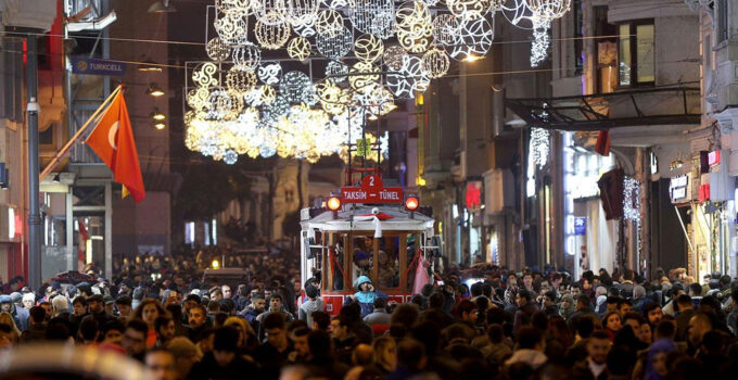 Yılbaşı için 325 bin 267 personel görevlendirildi