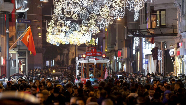 Yılbaşı için 325 bin 267 personel görevlendirildi