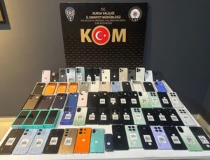 Bursa’da gümrük kaçağı 70 cep telefonu ele geçirildi