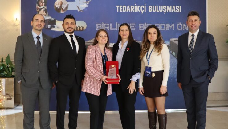 Yeşilova Otomotiv’e  Karsan’dan “Kalite Ödülü”