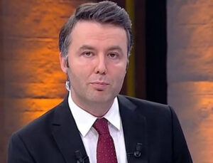 Mehmet Akif Ersoy yeniden cezaevine gönderildi