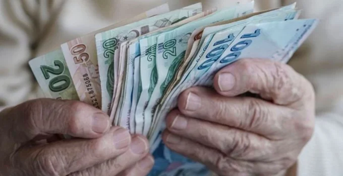 En düşük emekli aylığı için kritik tarih belli oldu