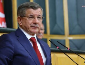 Ahmet Davutoğlu: Açık söyleyeyim maddi sıkıntılar yaşıyorum