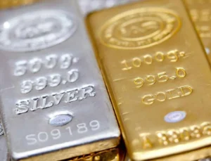 Altın ve gümüş çakıldı