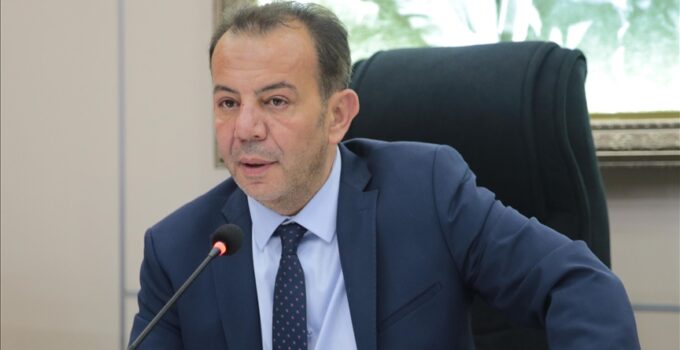 Bolu Belediye Başkanı Özcan gözaltına alındı