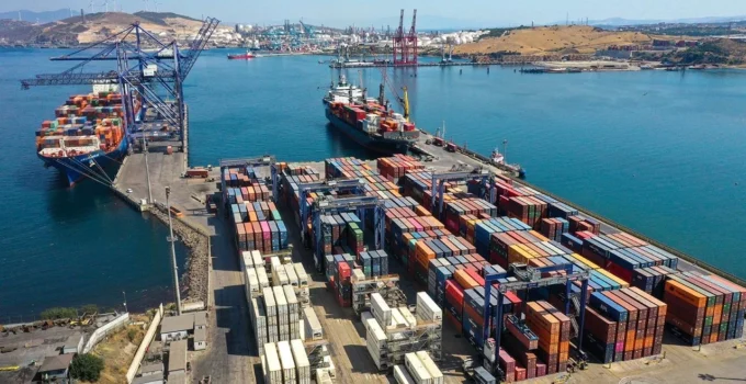 Dış ticaret açığı yıla yüzde 11,6 artışla başladı