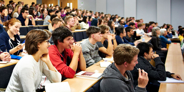 Üniversitelerde öğrenci affı geliyor