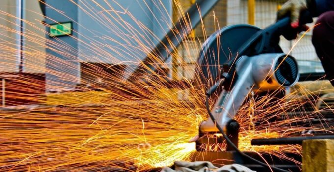 2026’ya daralmayla başladı: Sanayi üretimi geriledi