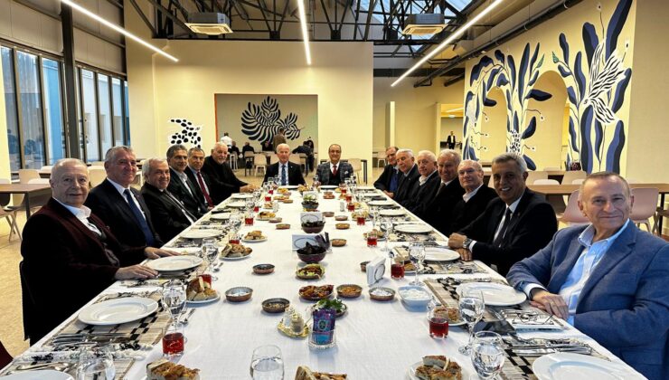 BEST Grubu İftarda Buluştu