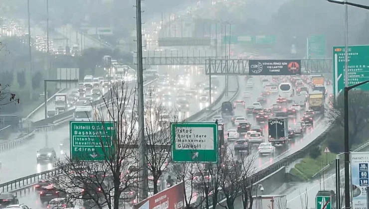 İstanbul için kritik uyarı: Zorunlu olmadıkça trafiğe çıkmayın