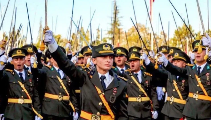 TSK’dan ihraç edilen Teğmen Ebru Eroğlu’nun iade davasında karar çıktı