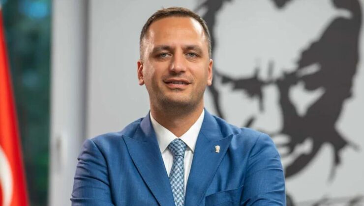 Bornova Belediye Başkanı Ömer Ekşi gözaltına alındı