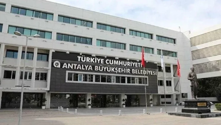 Antalya Büyükşehir Belediyesi’ne operasyon: 25 kişi gözaltına alındı