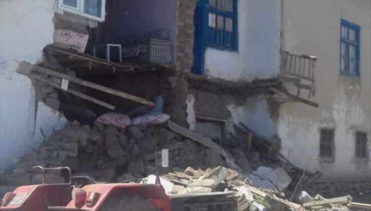 Van’da 5,4 Büyüklüğünde Deprem