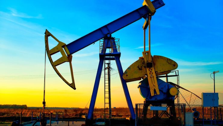 Brent petrolün varili 27,84 dolar