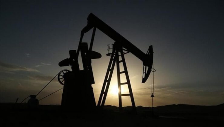 Brent petrolün varili 55,47 dolar