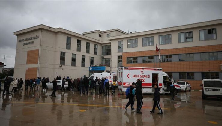 Bursa’da ağır kokudan etkilenen öğrenciler hastaneye kaldırıldı