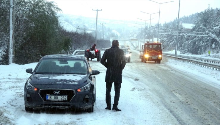 Bursa- Mudanya yolunda kar esareti