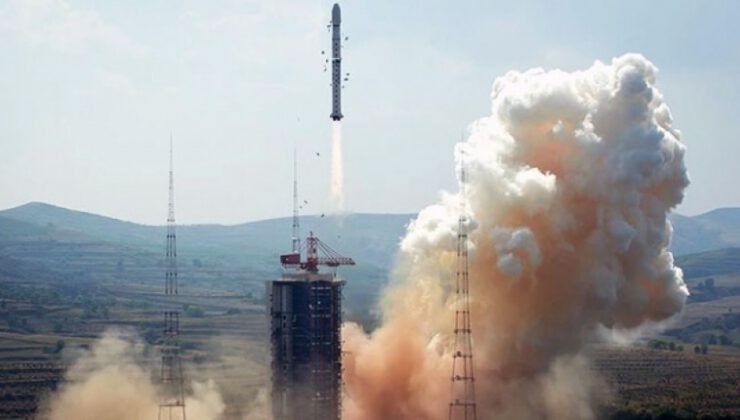 Çin uzaya yer gözlem uydusu fırlattı