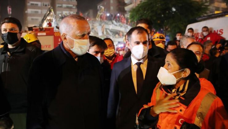 Cumhurbaşkanı Erdoğan deprem bölgesini ziyaret etti