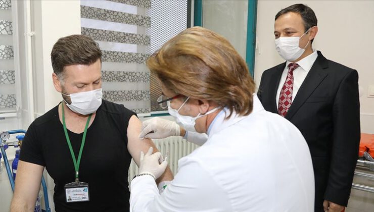 Erciyes Üniversitesinde geliştirilen Kovid-19 aşı adayında ilk doz uygulandı