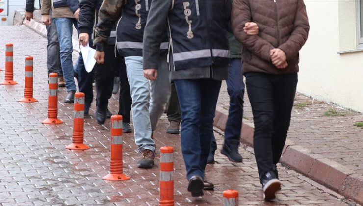 Eski Başbakanlık çalışanlarına FETÖ operasyonu: 18 gözaltı