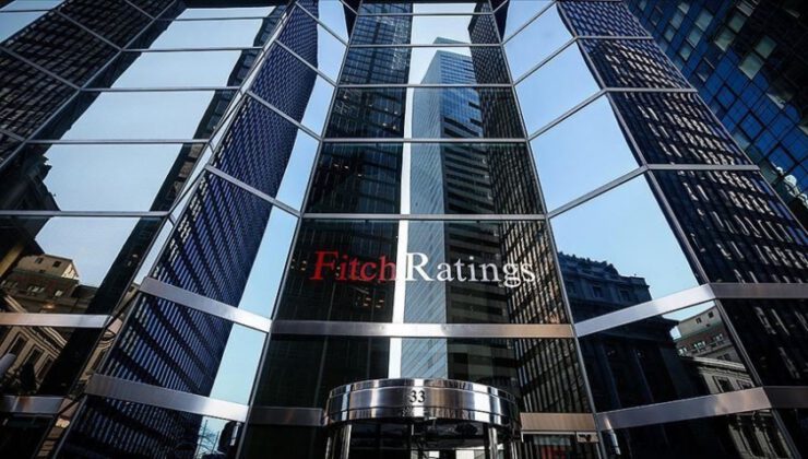Fitch Ratings küresel büyüme tahminlerini yukarı yönlü revize etti
