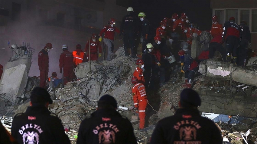 İzmir’deki depremde can kaybı 102’ye yükseldi