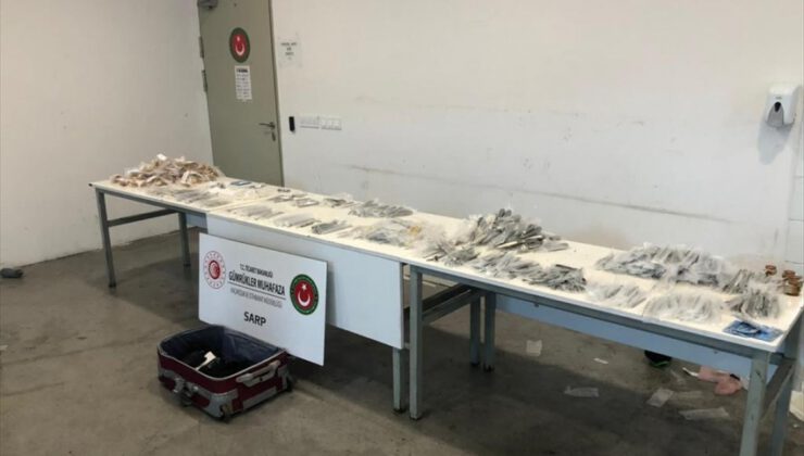 Sarp Sınır Kapısı’nda gümrük kaçağı 1051 diş hekimliği malzemesi ele geçirildi