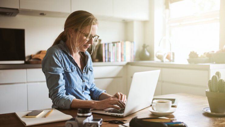 Türkiye’de çalışanların yüzde 64’ü evden tam kapasiteyle çalışabiliyor